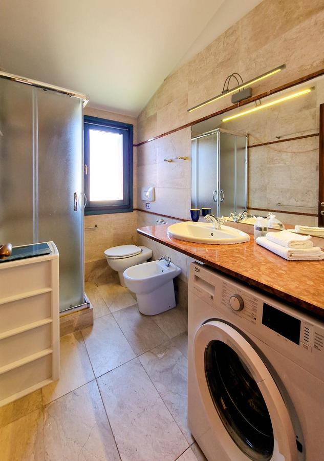 Murphy Holiday Home - Residenza Aldo Moro 02 La Maddalena  Esterno foto