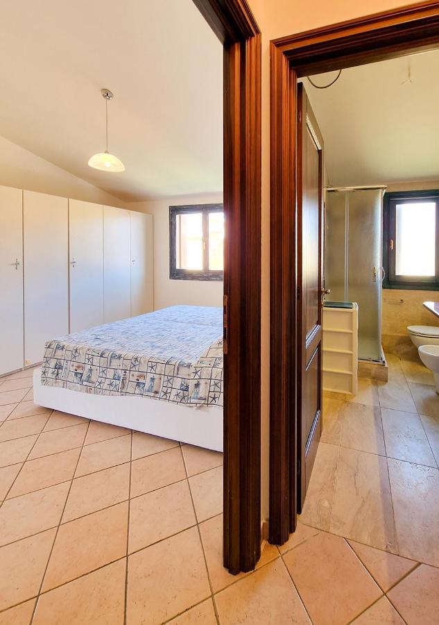 Murphy Holiday Home - Residenza Aldo Moro 02 La Maddalena  Esterno foto